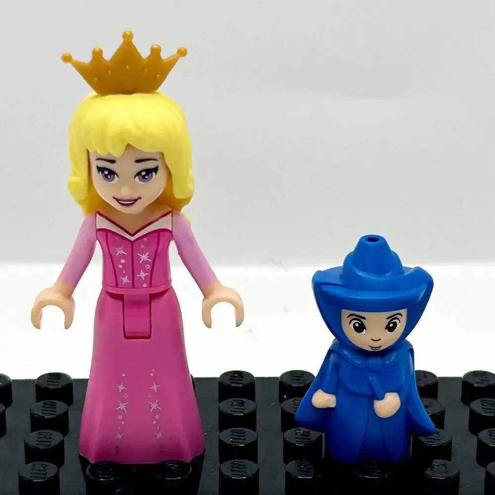 Lego Minifigure Disney Princess Sleeping Beauty & Good Fairy Merryweather 41152